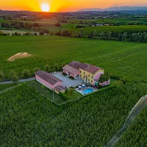*** Bed & Breakfast La Valle Dei Vigher Italia