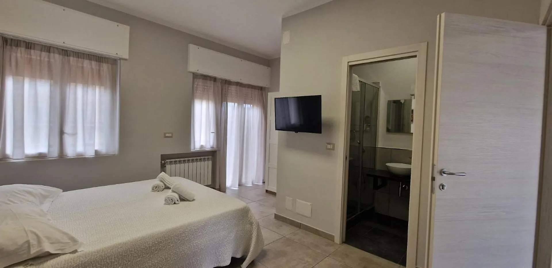 Rossini 37 Hotel Naples Italy